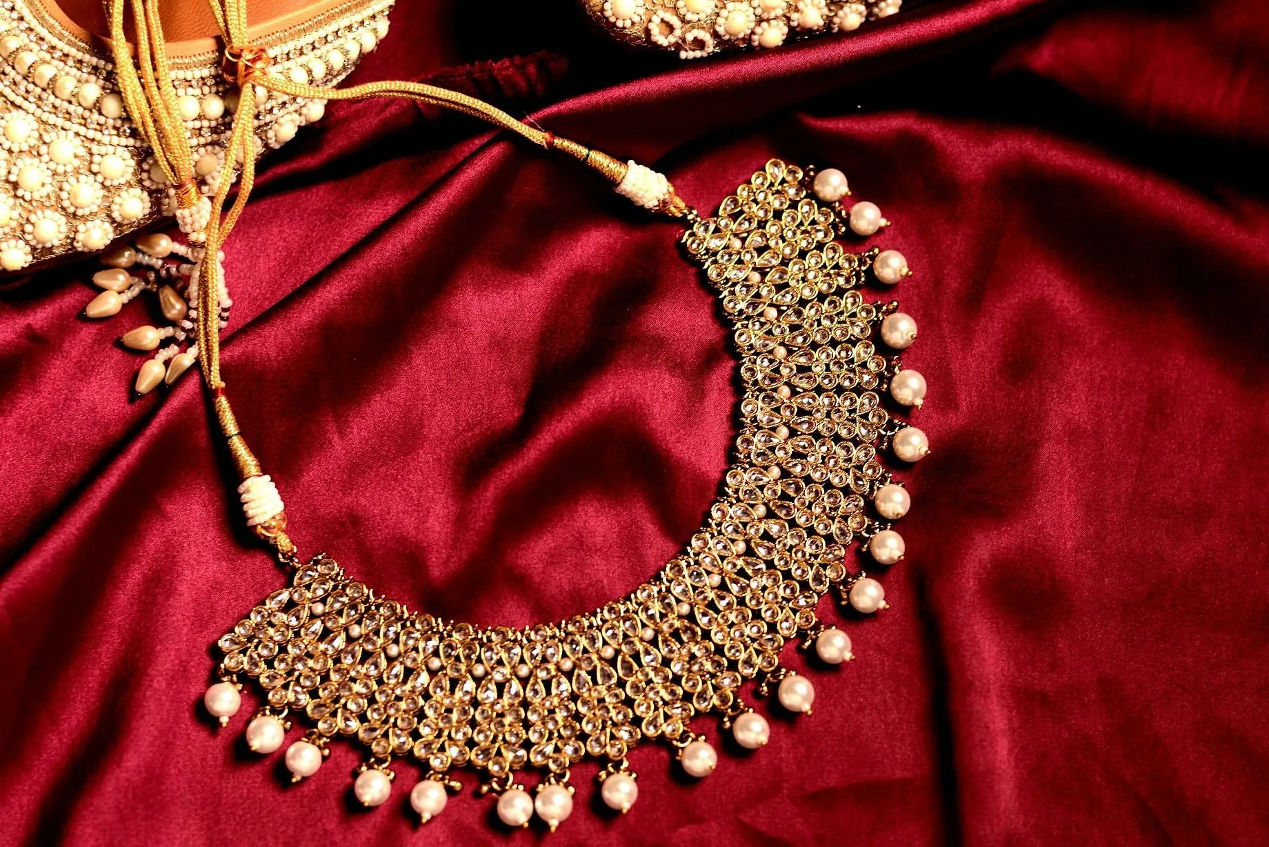 Bridal polki necklace.