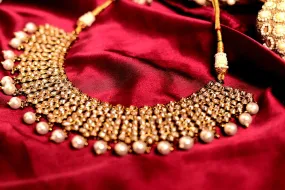 Bridal polki necklace.