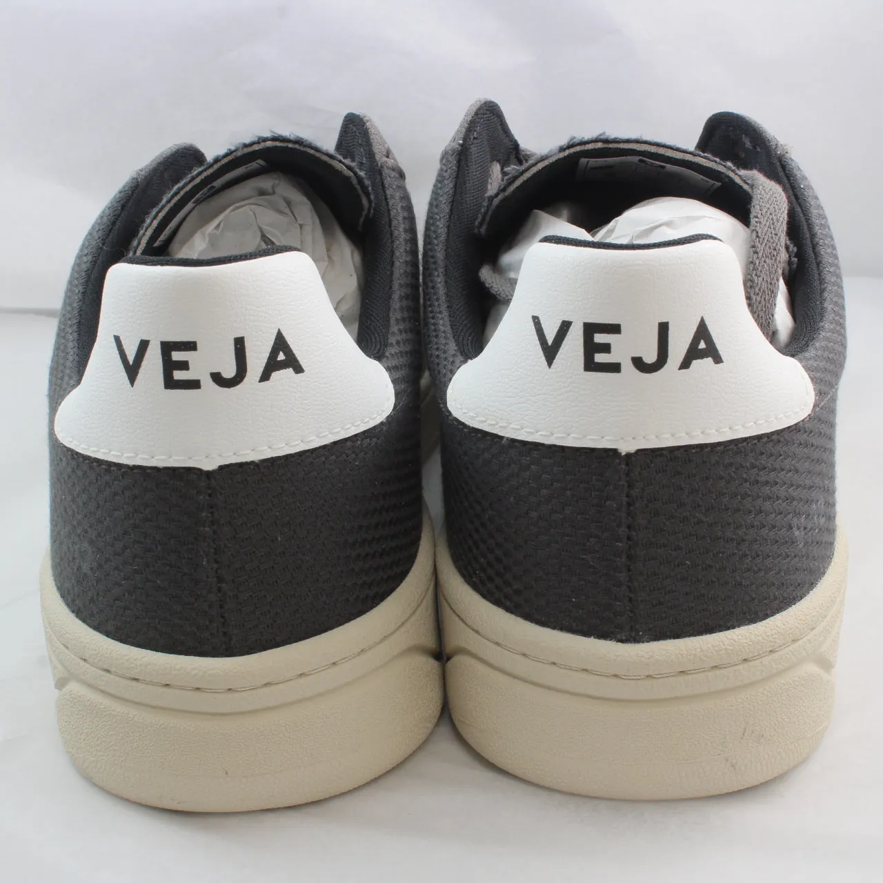 Mens Veja V12 Bmesh Grafite White Trainers