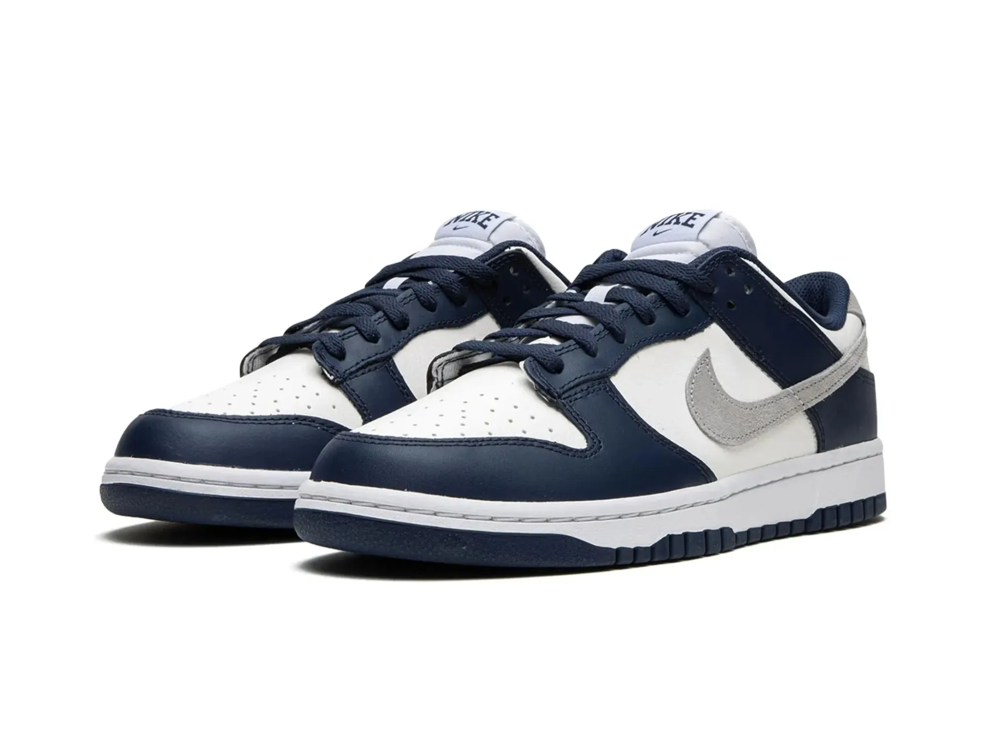 Nike Dunk Low "Summit White Midnight Navy"