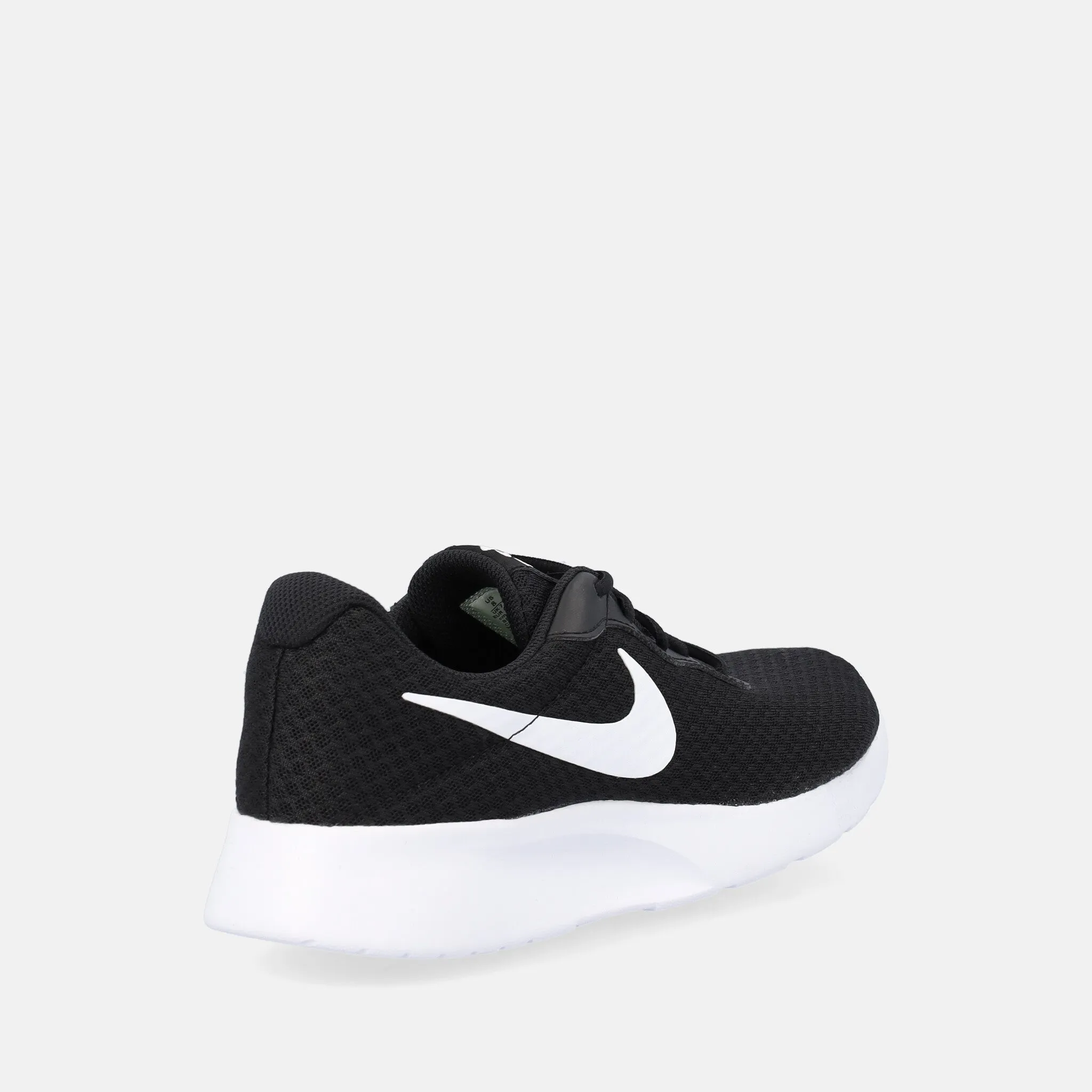 NIKE TANJUN